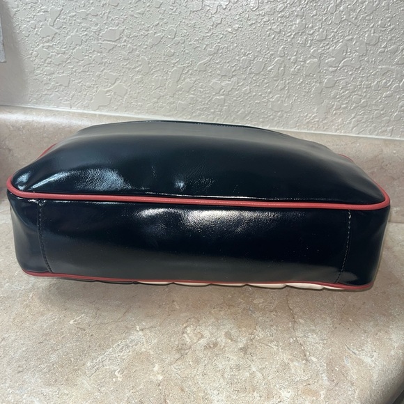 Steve Madden Eloise Women’s Quilted Shoukder Bag, Black/Bone - Picture 11 of 16